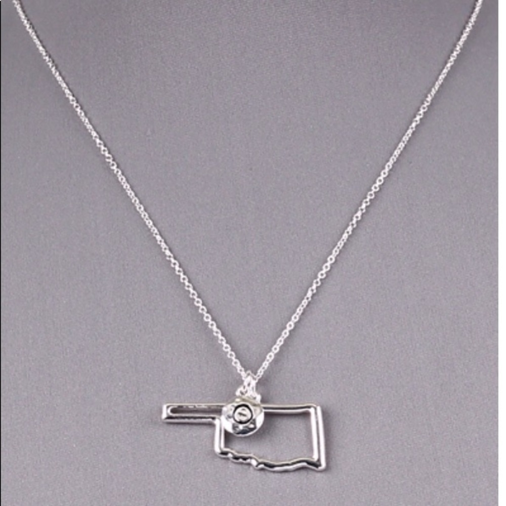 Jewelry - Picture 3 of 8